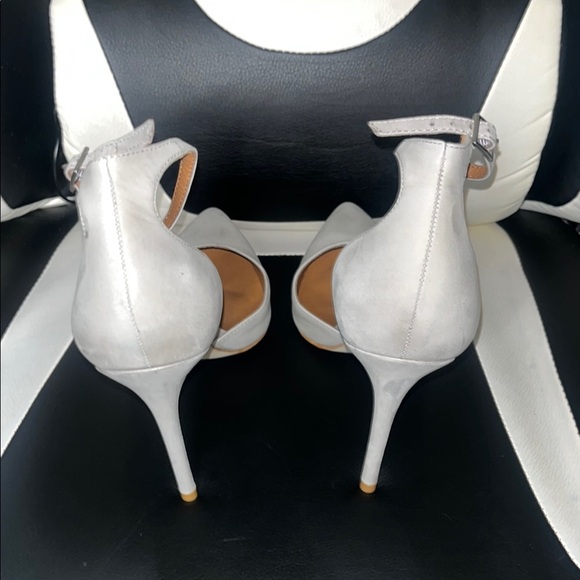 Steve Madden Gray Women's Strap Heels Size 8 1/2 M - Picture 4 of 17